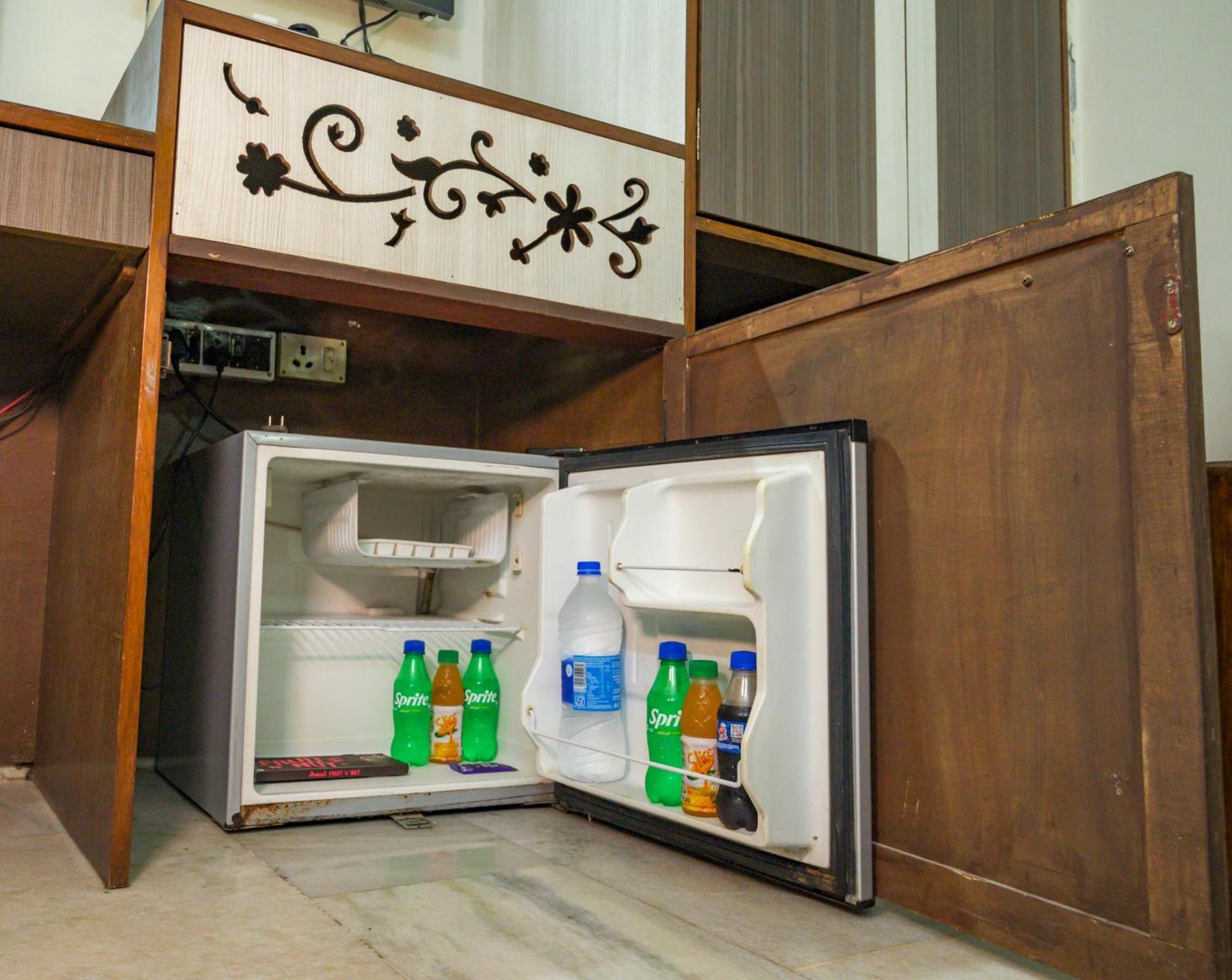 Pallavi International Hotel Kolkata