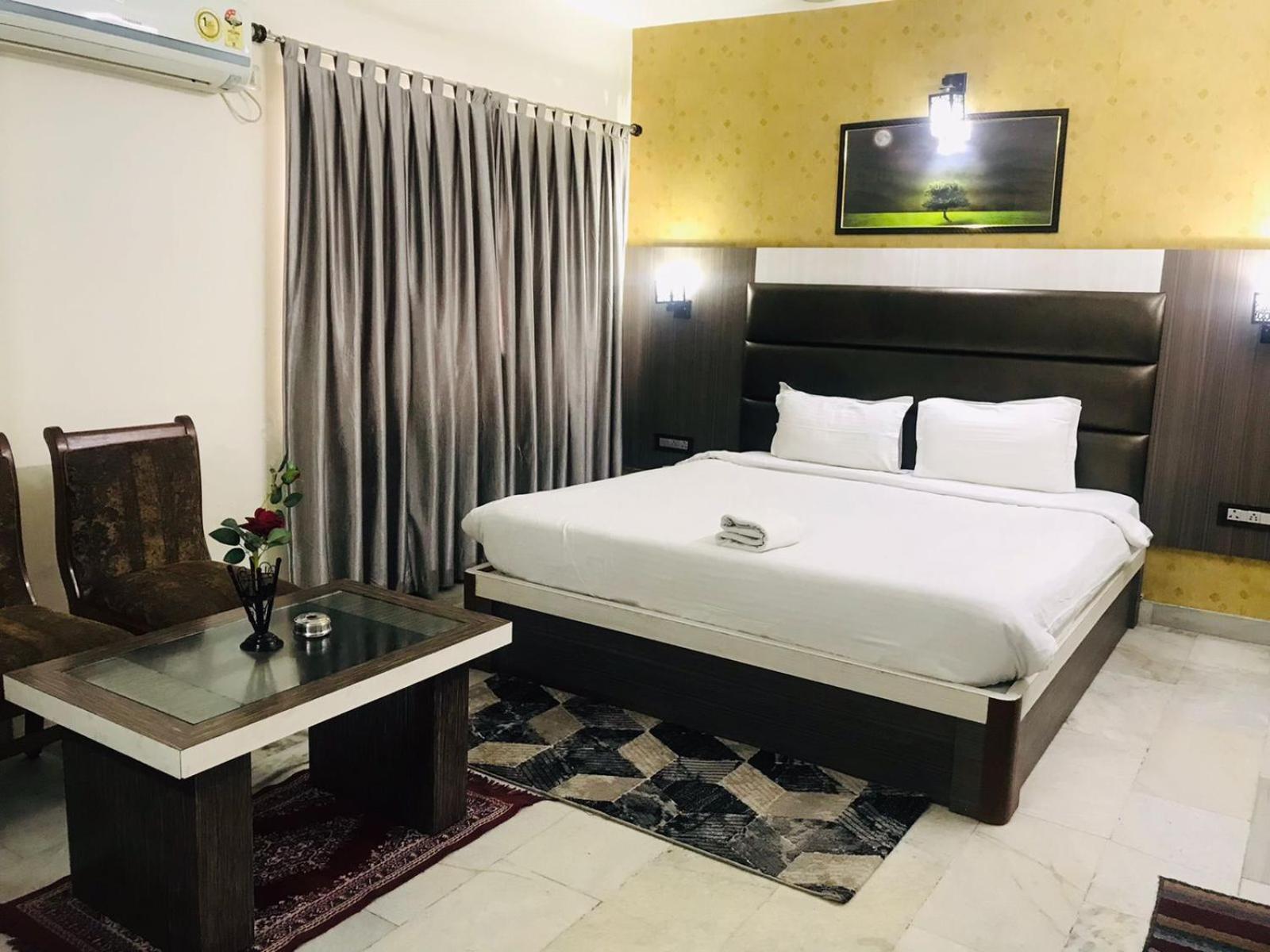 Pallavi International Kolkata